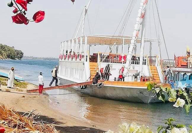 Dahabiya Three Pyramids