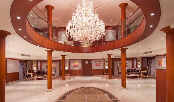 hall motonave nilo amwaj